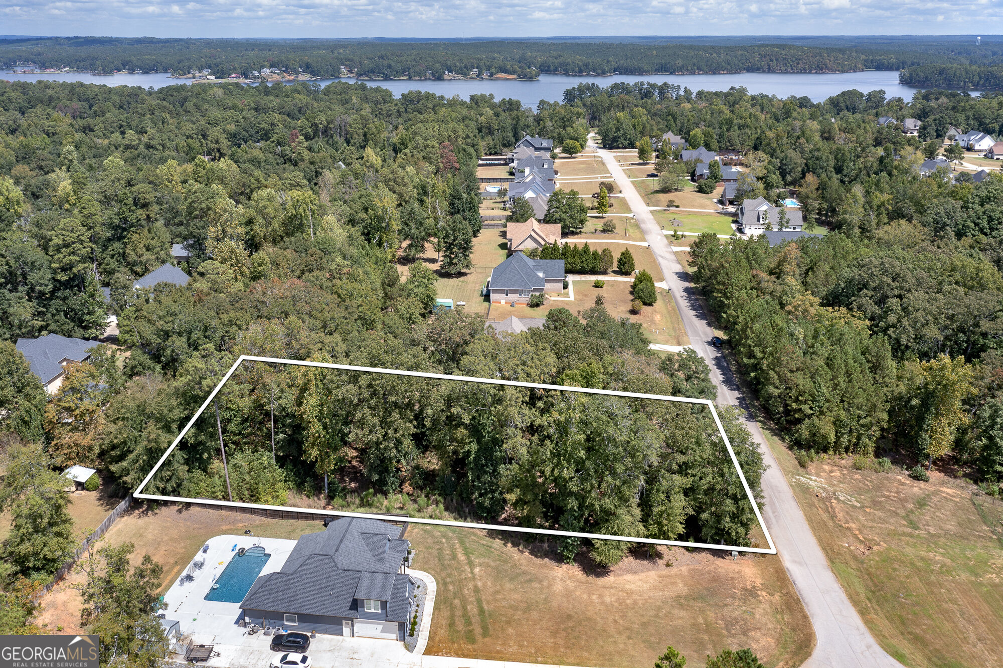 160 High Bluff Court Property Photo 1