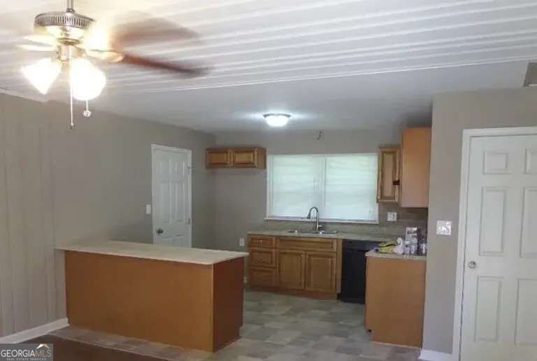 116 Glenn Street Property Photo 6