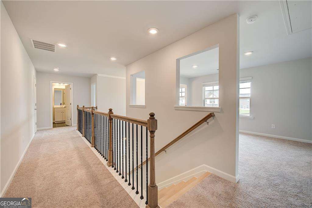 709 Dunlake Way Property Photo 17