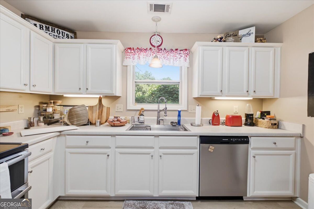 233 Mcbee Place Property Photo 15