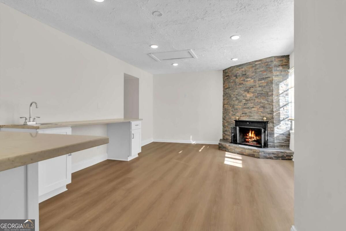 661 Bantry Lane Property Photo 2