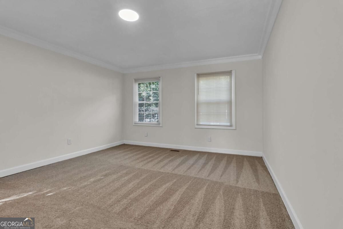 661 Bantry Lane Property Photo 18