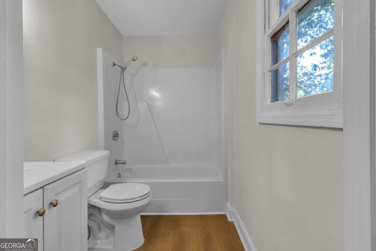 661 Bantry Lane Property Photo 20