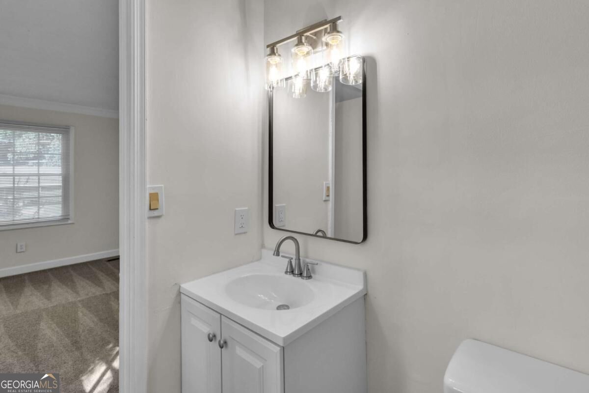 661 Bantry Lane Property Photo 21