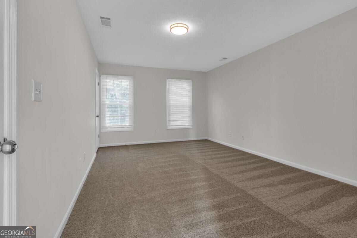 661 Bantry Lane Property Photo 23