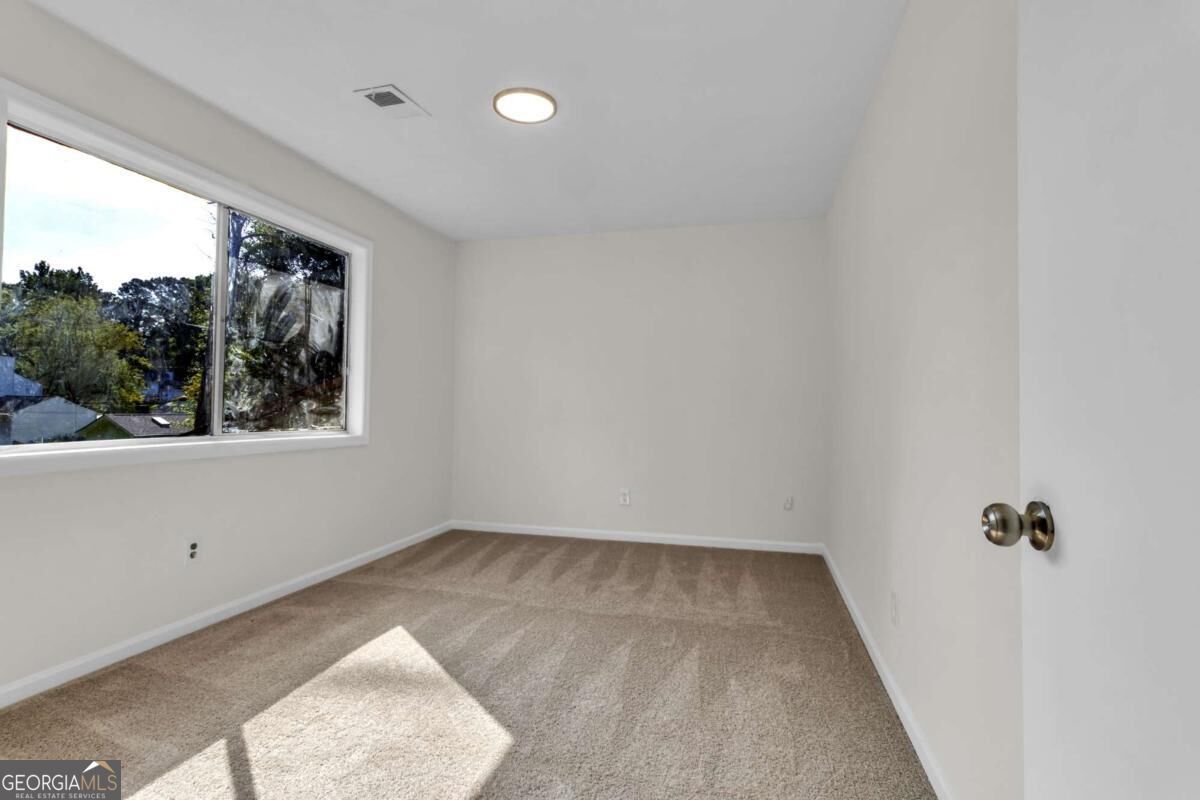661 Bantry Lane Property Photo 26