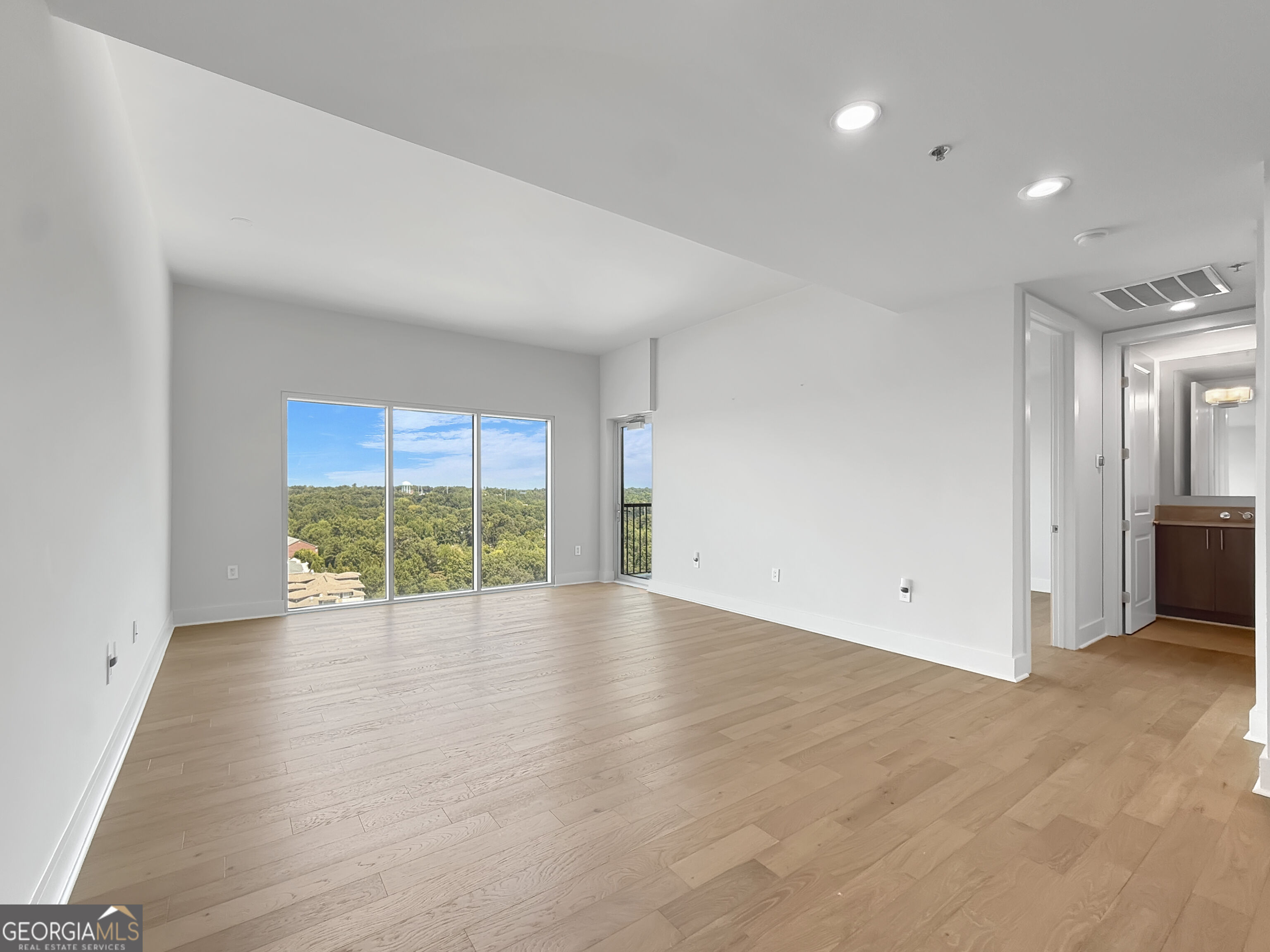 4561 Olde Perimeter Way # 1909 Property Photo 12