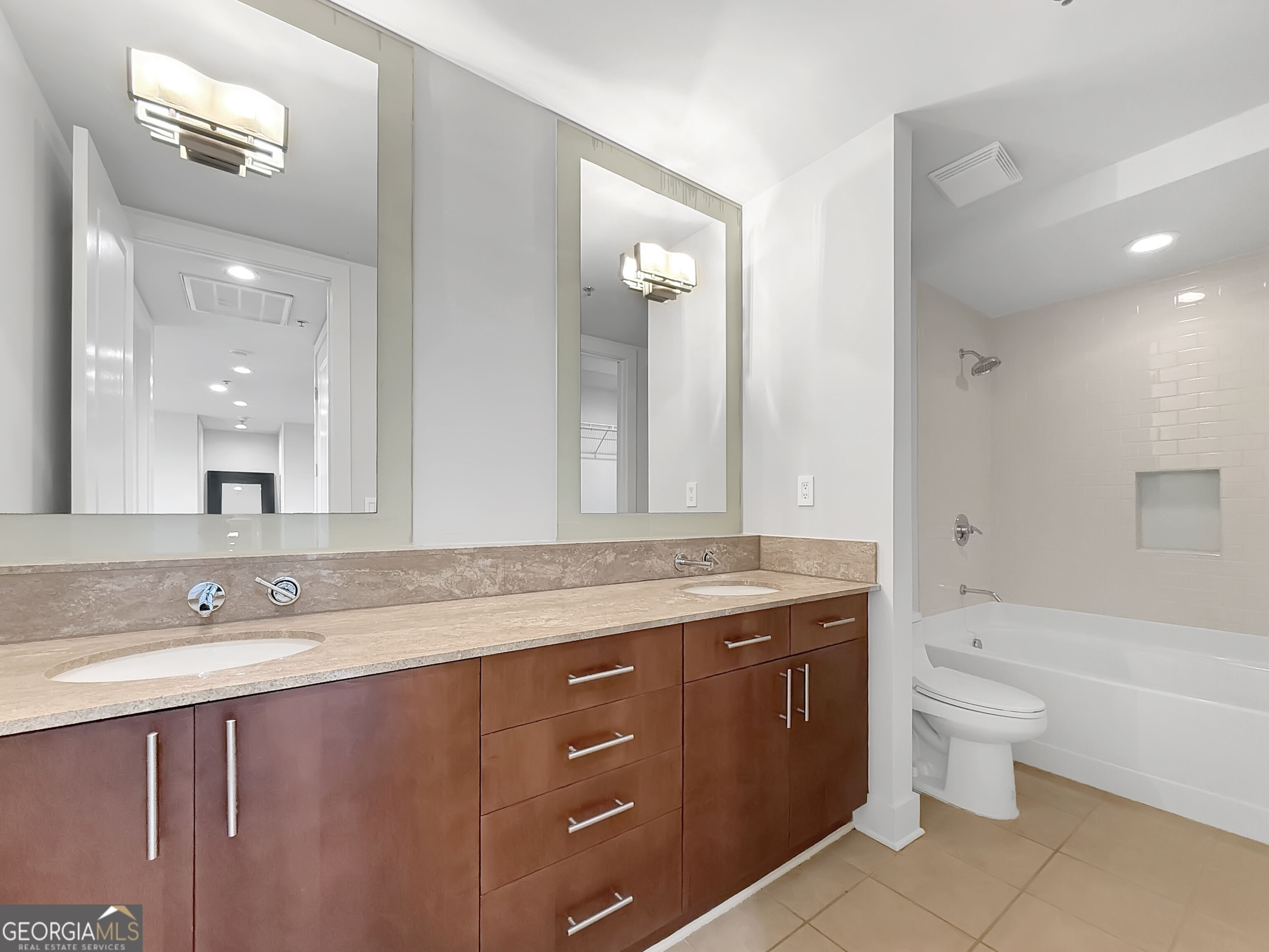 4561 Olde Perimeter Way # 1909 Property Photo 34