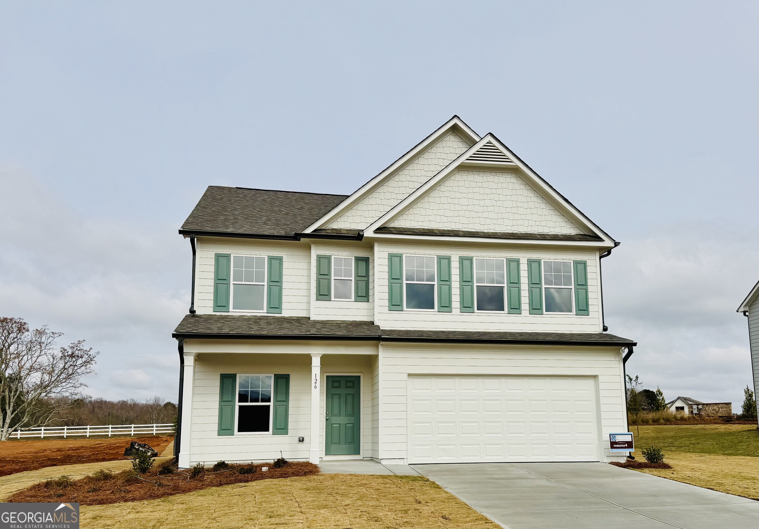 126 Hampton Hollow Drive Property Photo 1