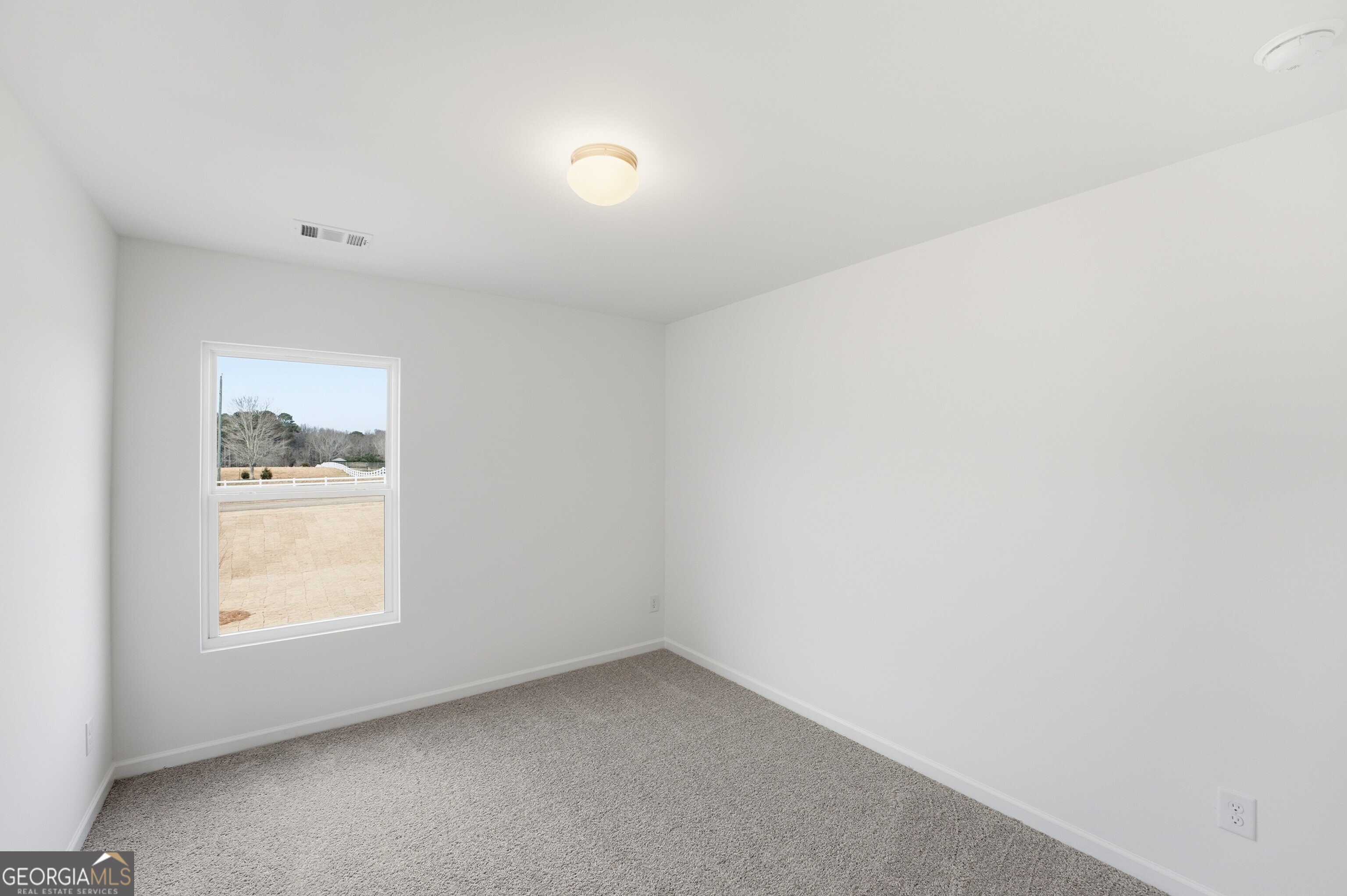 126 Hampton Hollow Drive Property Photo 17