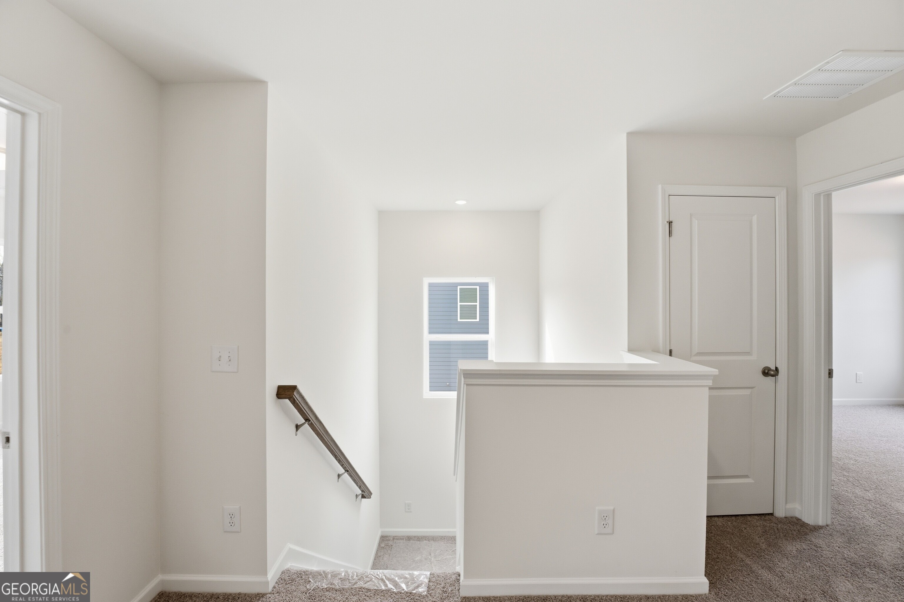 126 Hampton Hollow Drive Property Photo 19