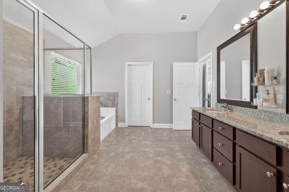 740 Jefferson Boulevard Property Photo 23
