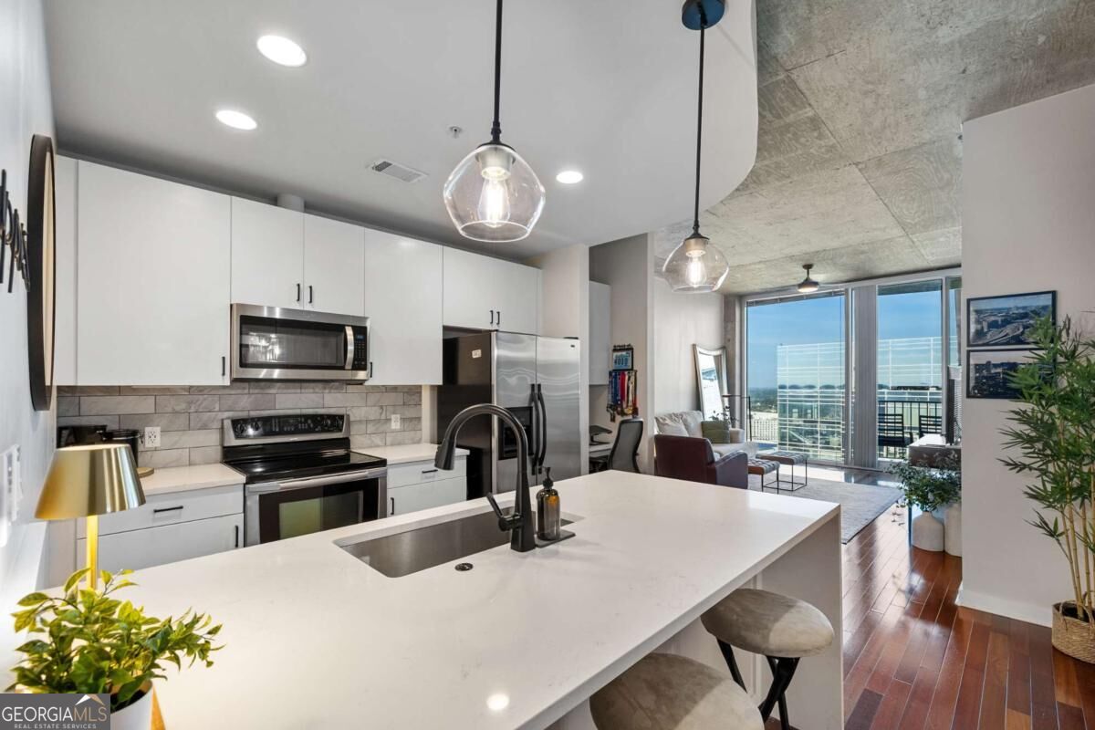 400 W Peachtree Street Nw # 3005 Property Photo 1