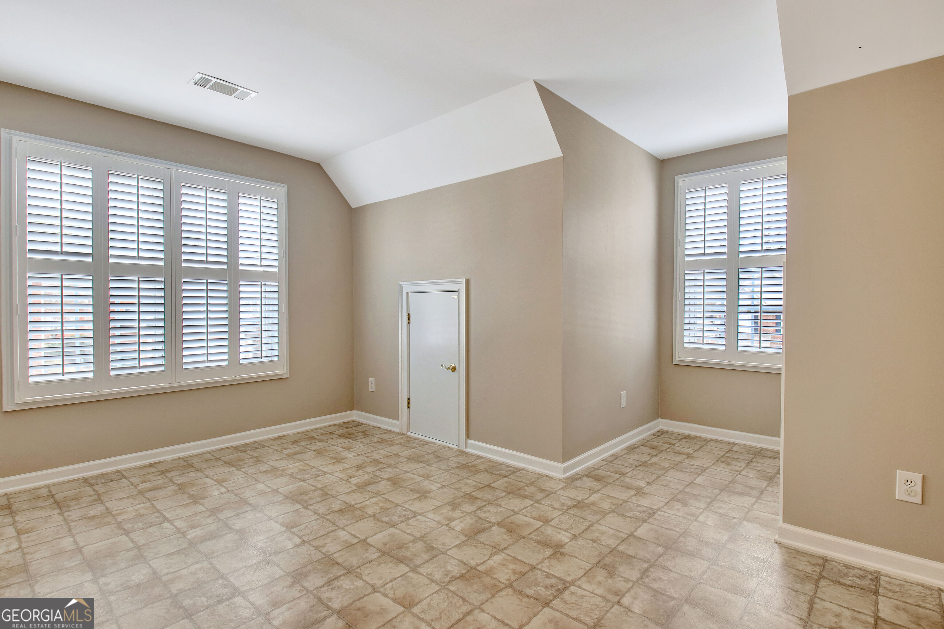216 Ashton Park Property Photo 43