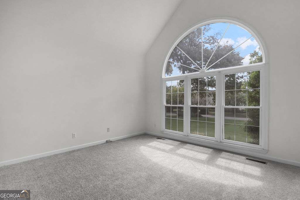 230 Lyman Hall Property Photo 18