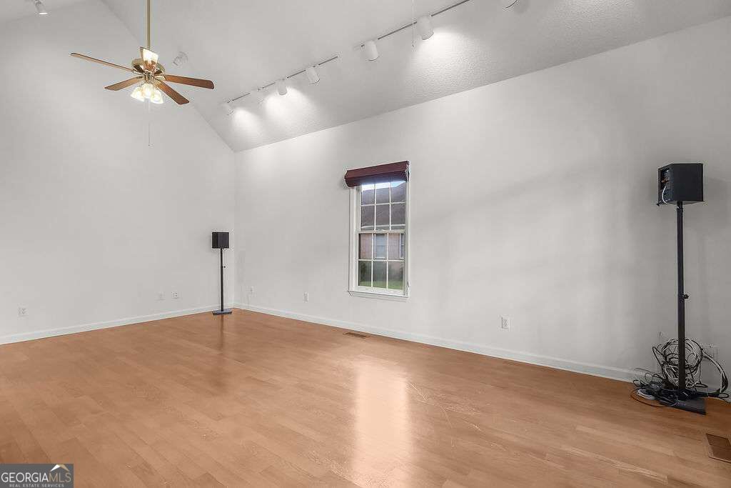 230 Lyman Hall Property Photo 24