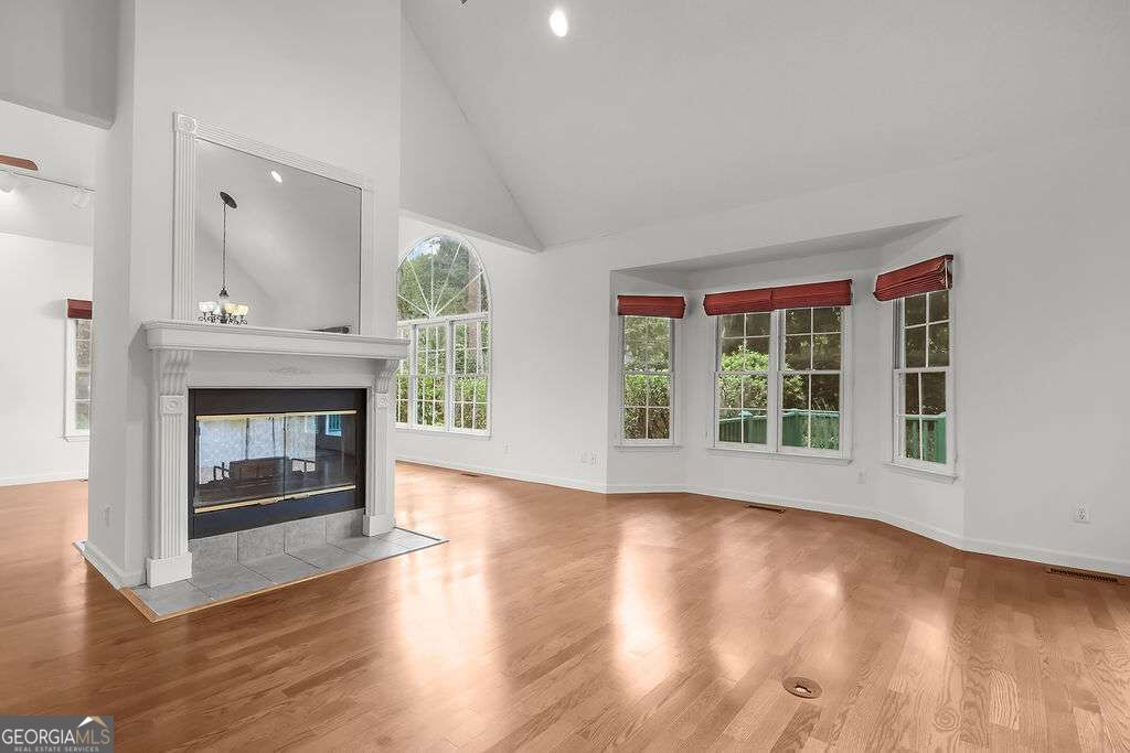 230 Lyman Hall Property Photo 28