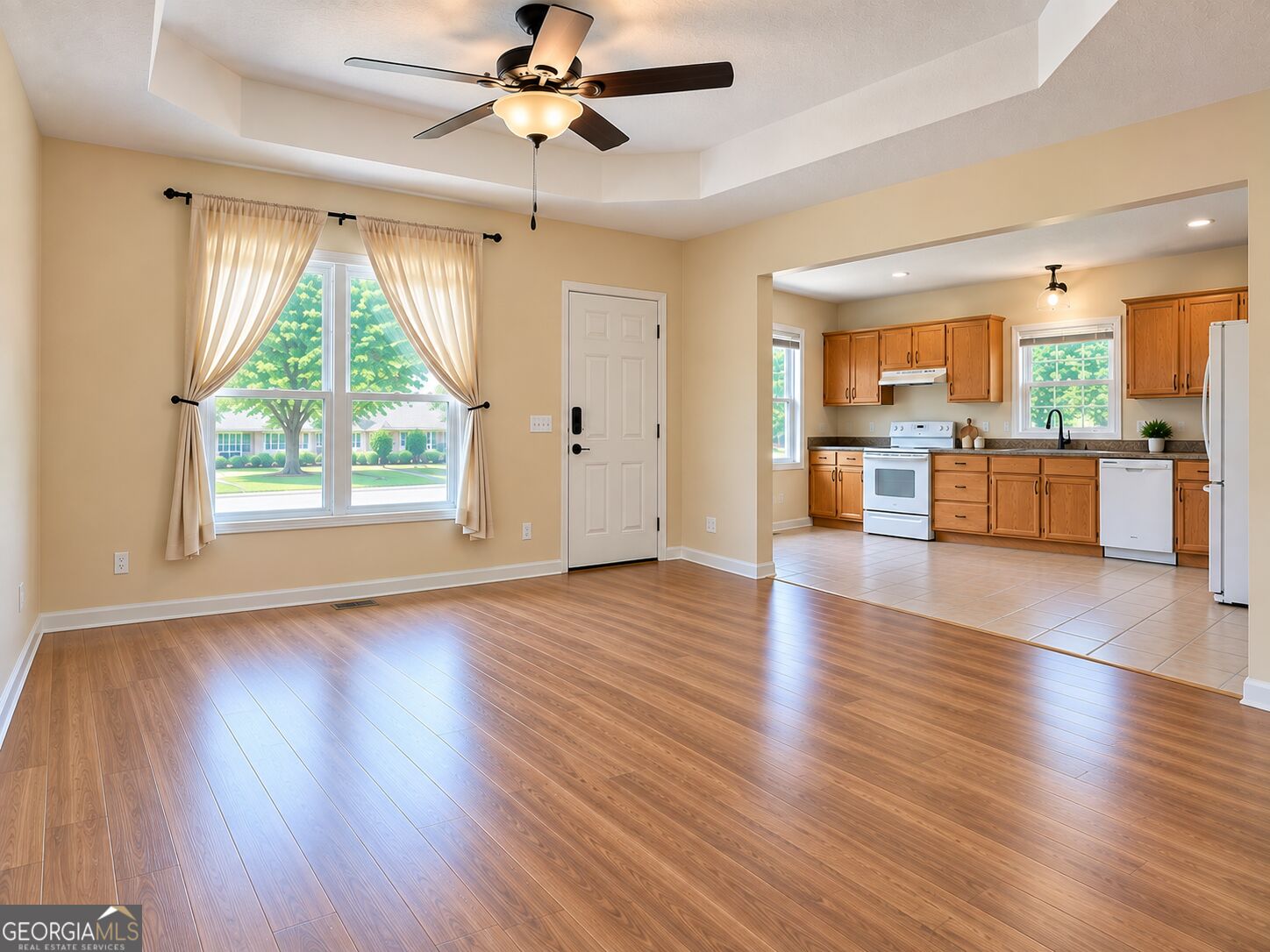 209 Henderson Street Property Photo 5