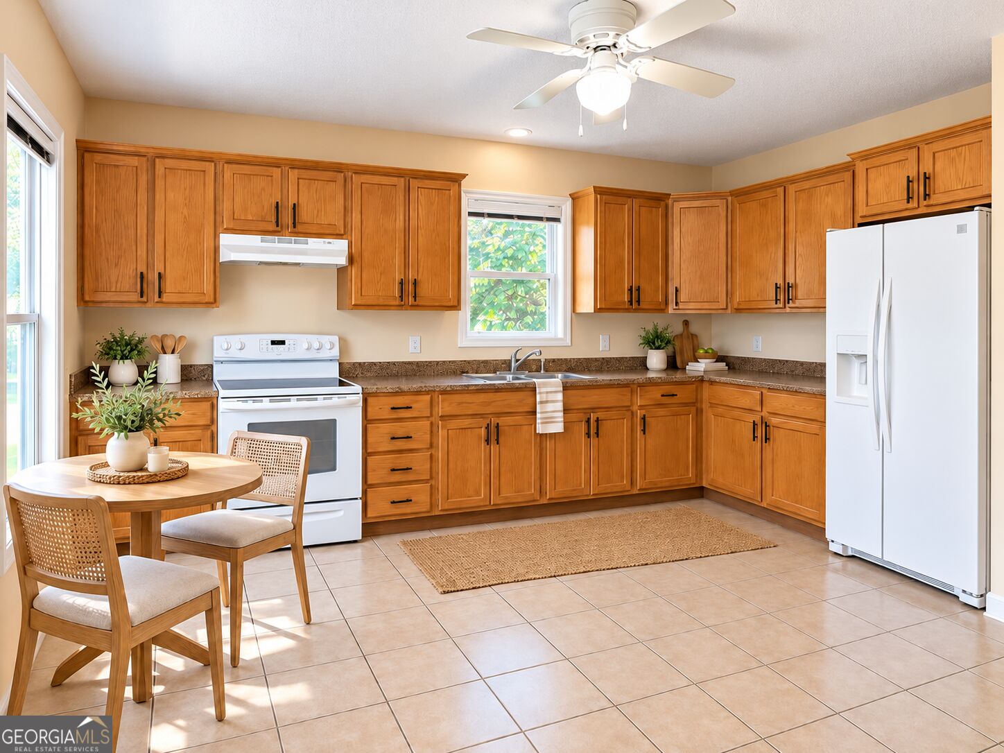 209 Henderson Street Property Photo 6