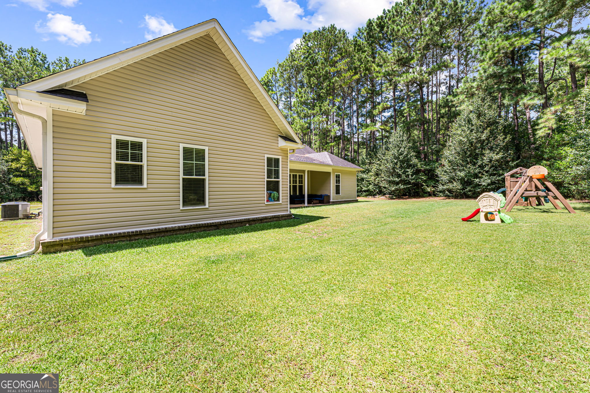 142 Honeysuckle Trace Property Photo 35