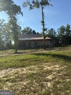 1920 Hwy 18 E Property Photo 1