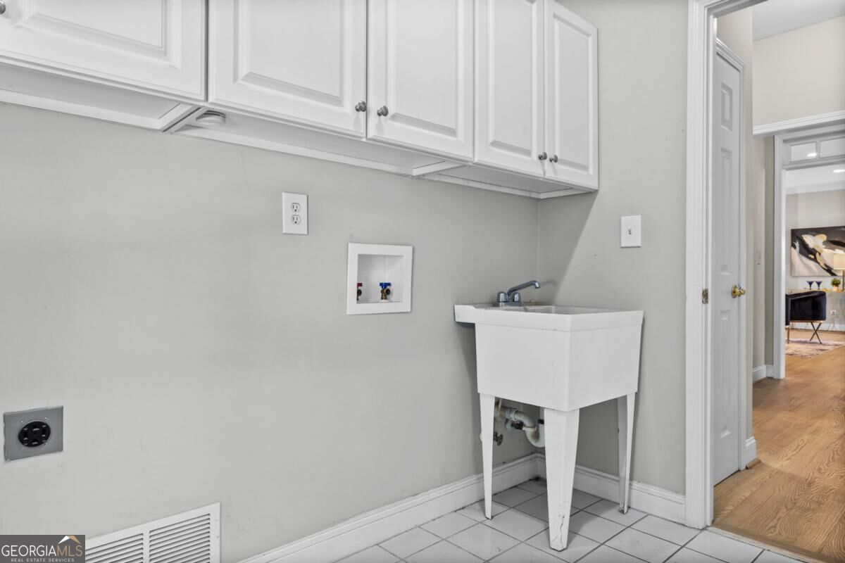 408 Castle Rock Property Photo 21
