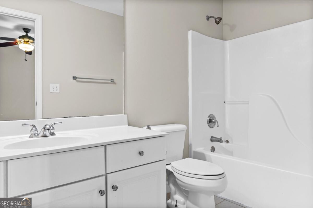 408 Castle Rock Property Photo 22