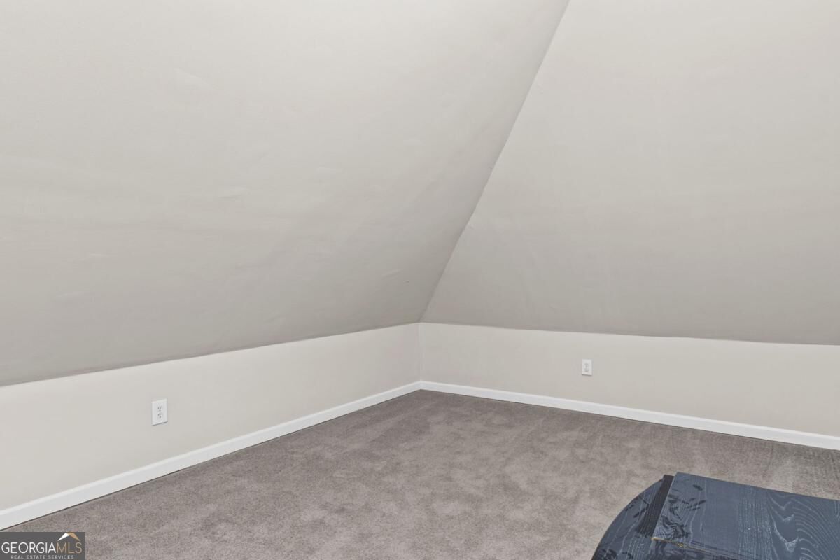 408 Castle Rock Property Photo 30