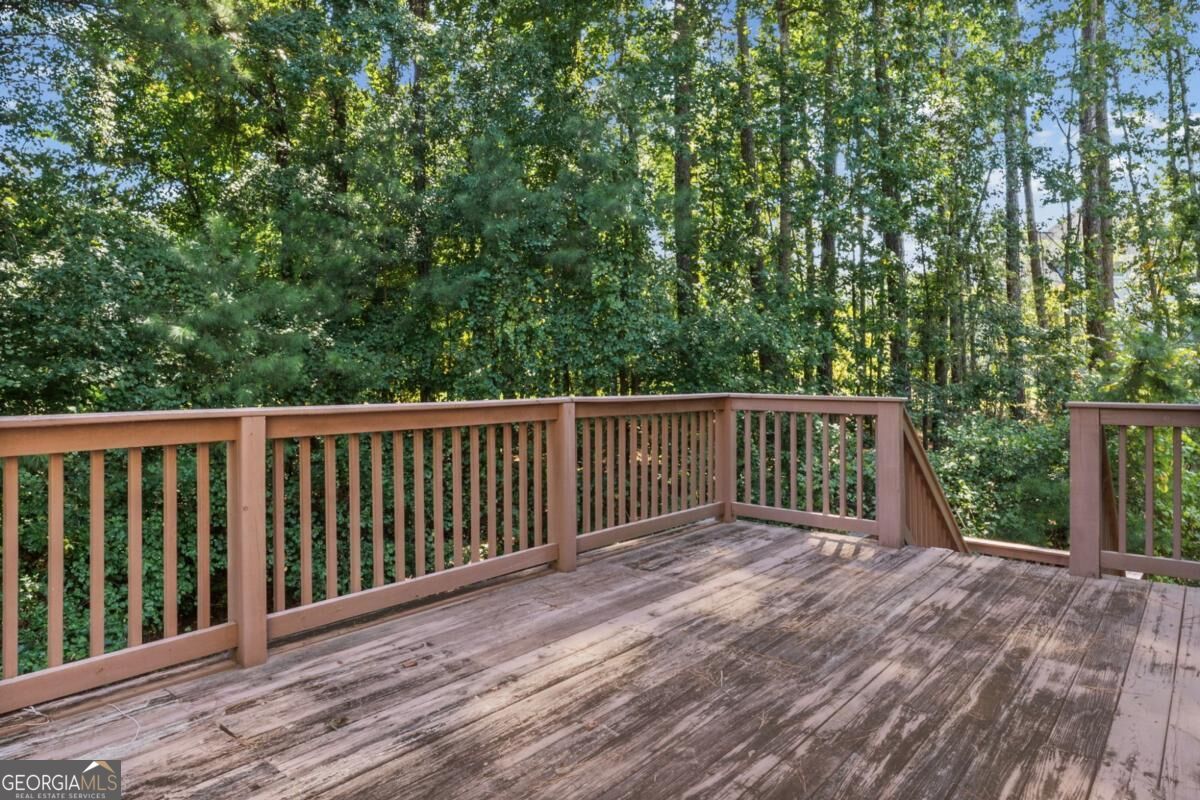 408 Castle Rock Property Photo 47