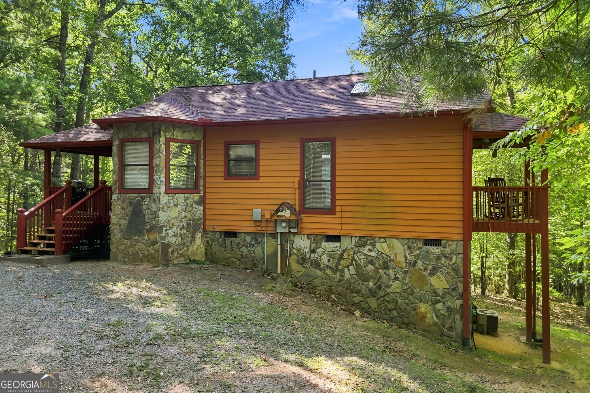 219 Nantahala Drive Property Photo 2