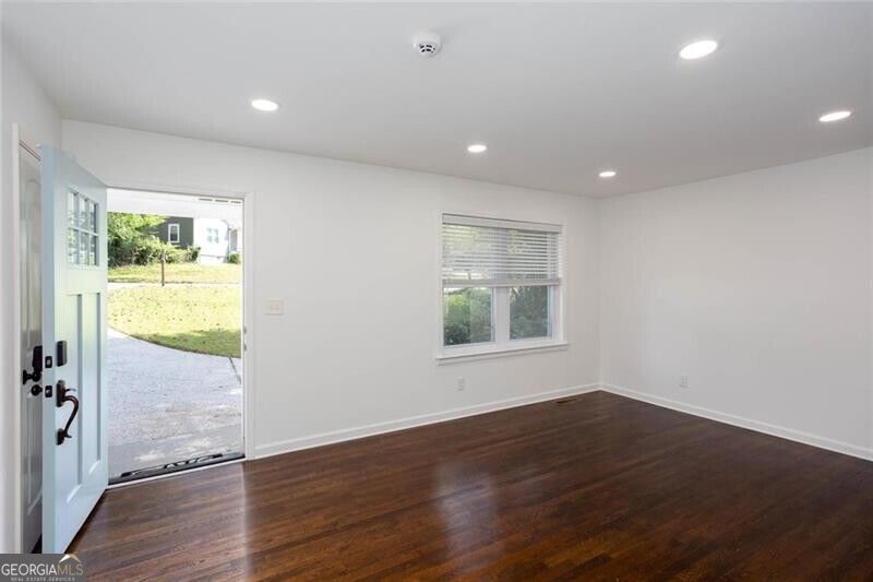 162 Scott Drive Se Property Photo 7