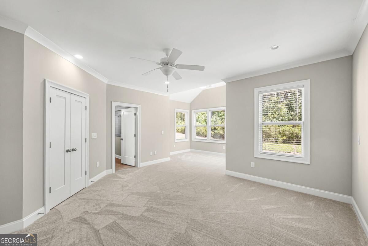 304 Bandon Way Property Photo 13