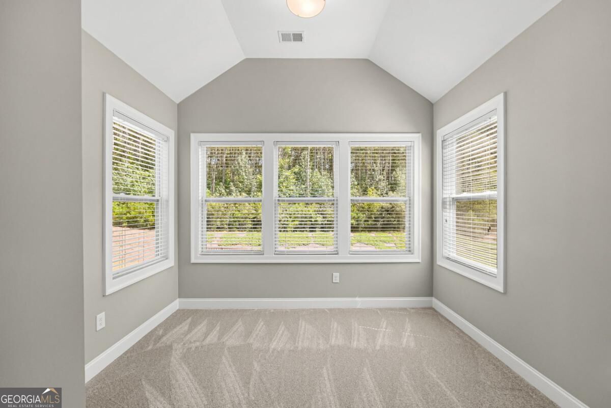 304 Bandon Way Property Photo 14