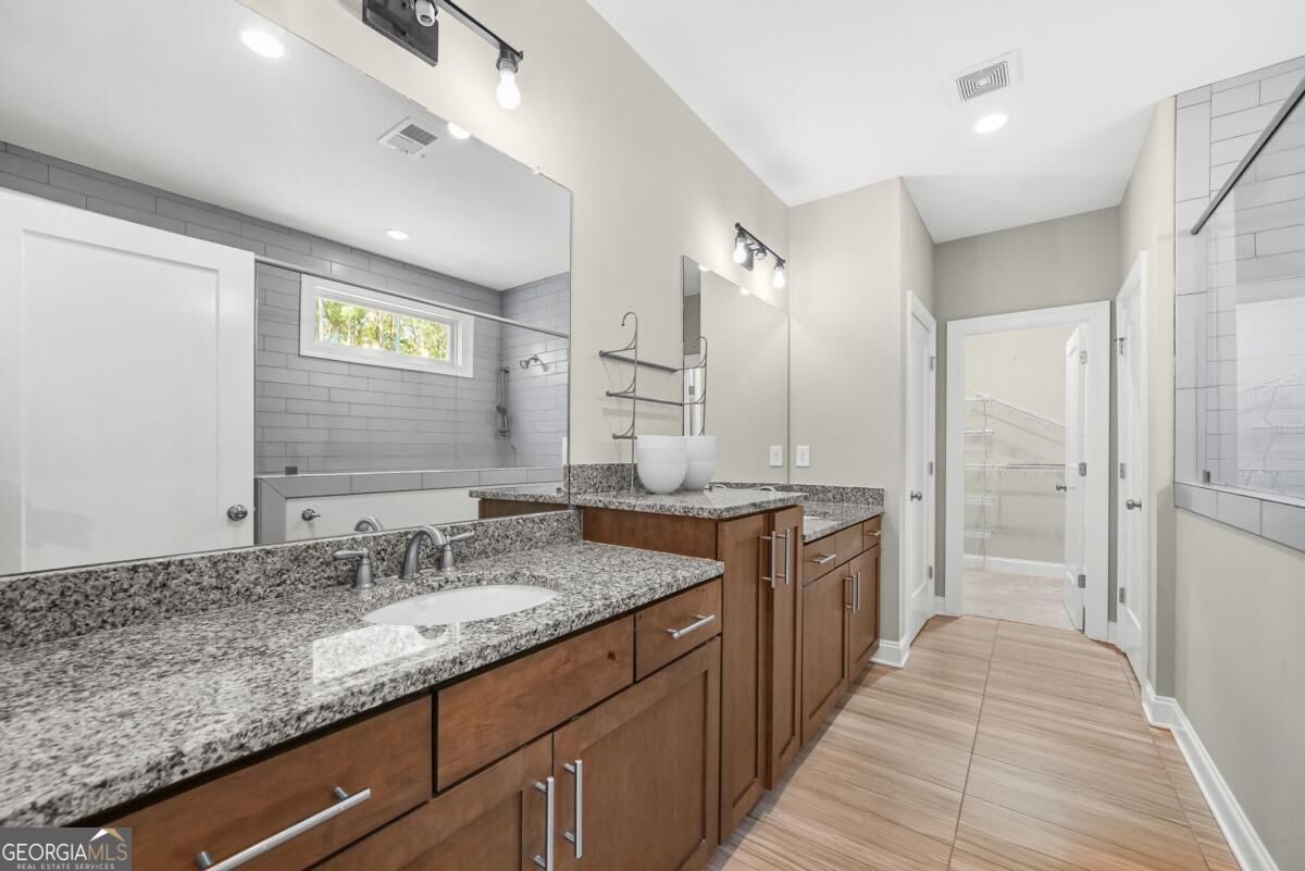 304 Bandon Way Property Photo 15