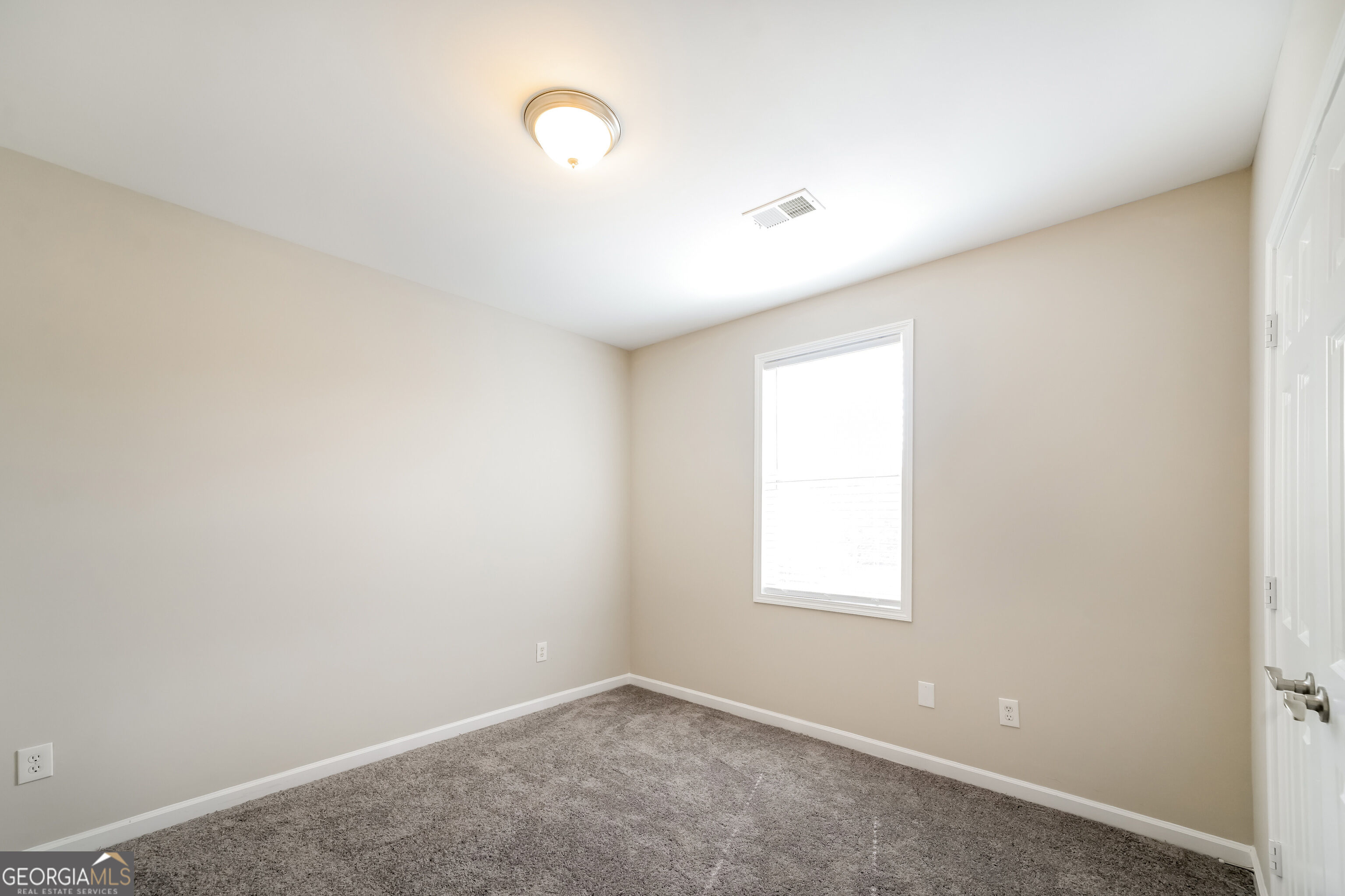 44 Colonial Circle Nw Property Photo 11