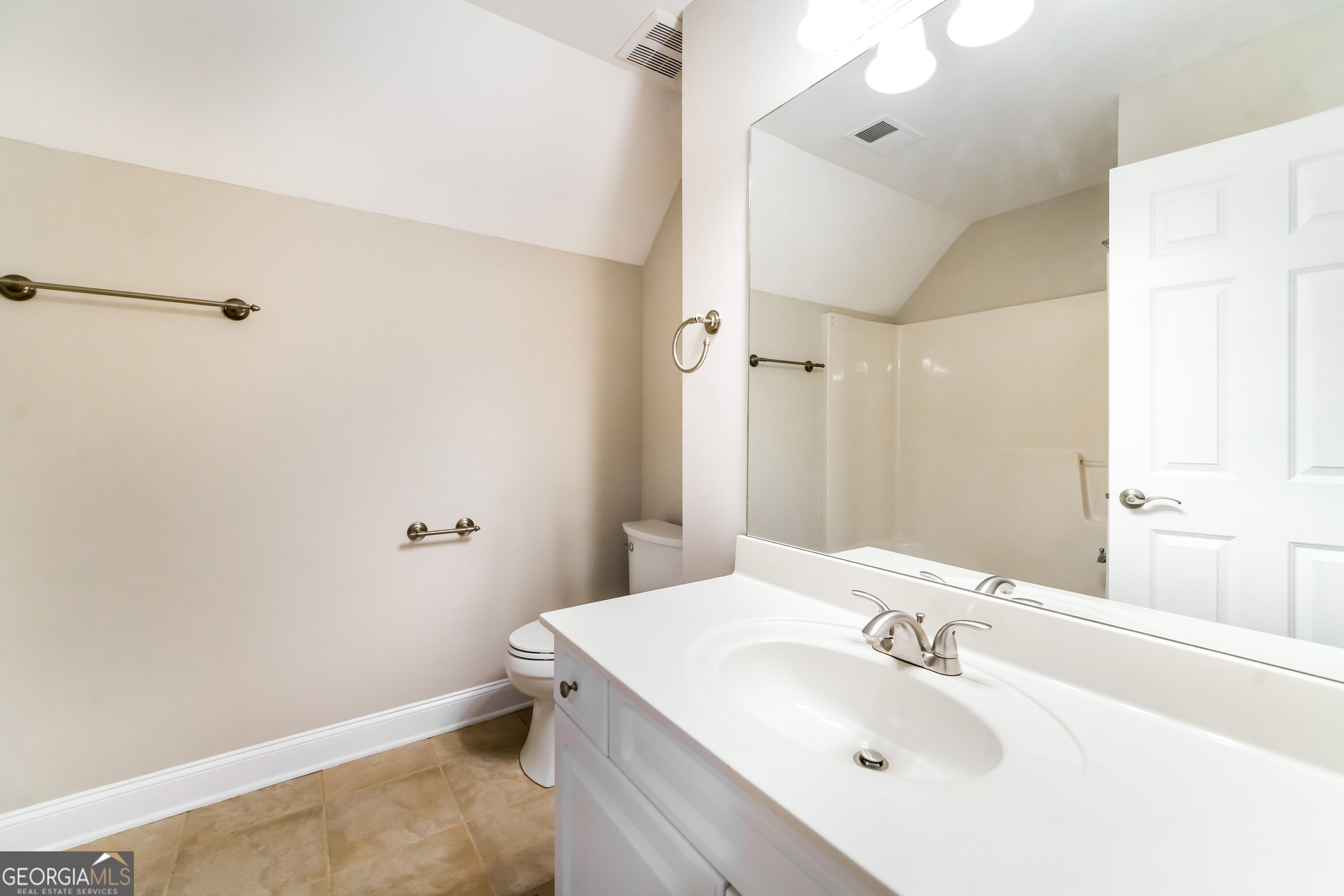 44 Colonial Circle Nw Property Photo 17