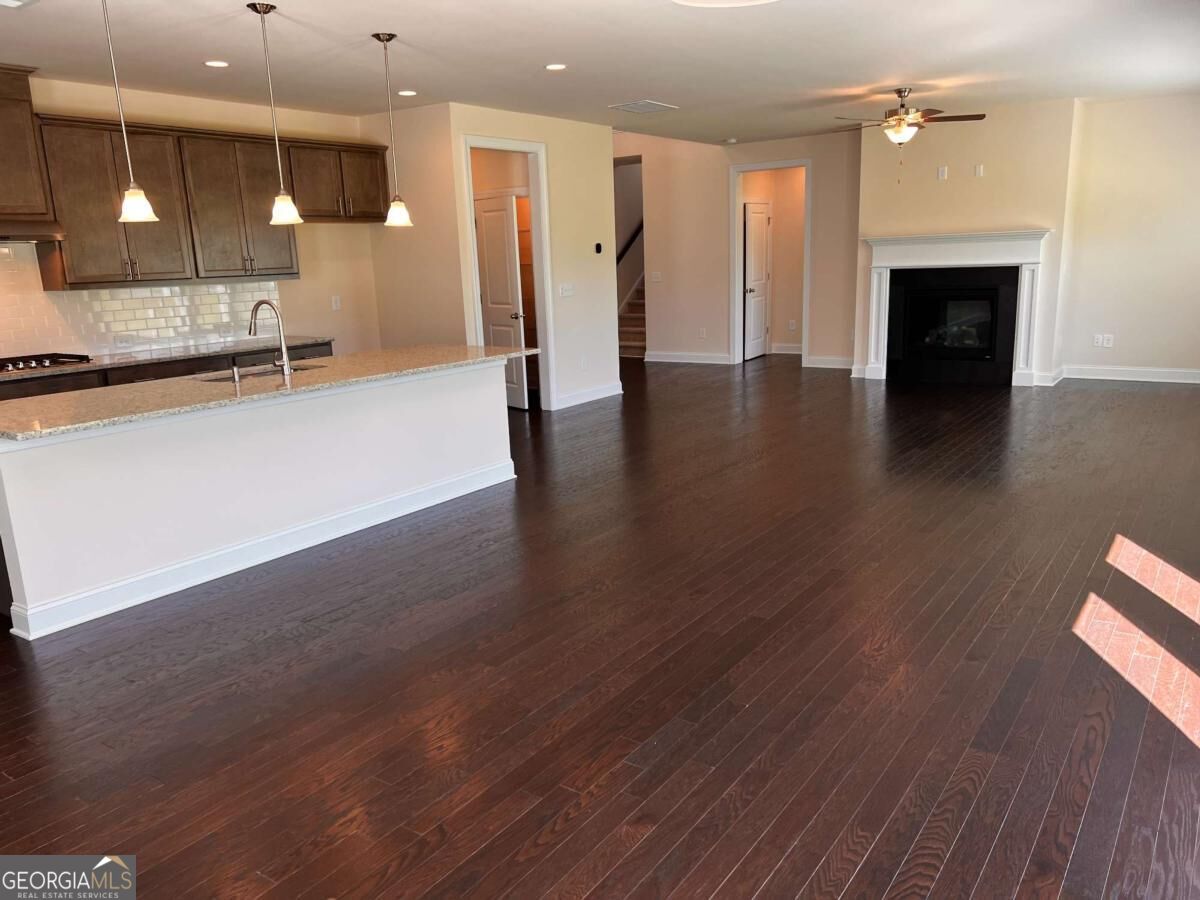 3755 Crestland Lane Property Photo 4