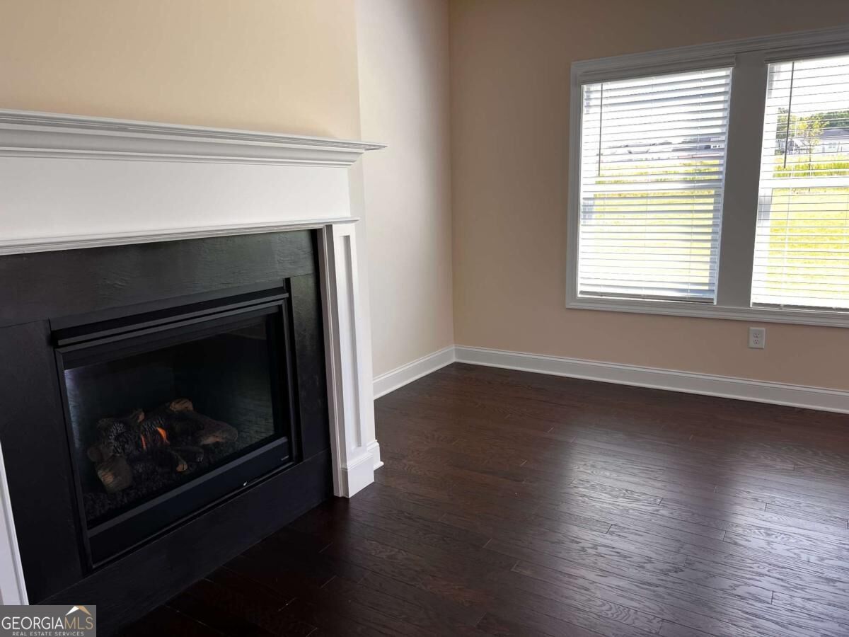 3755 Crestland Lane Property Photo 5