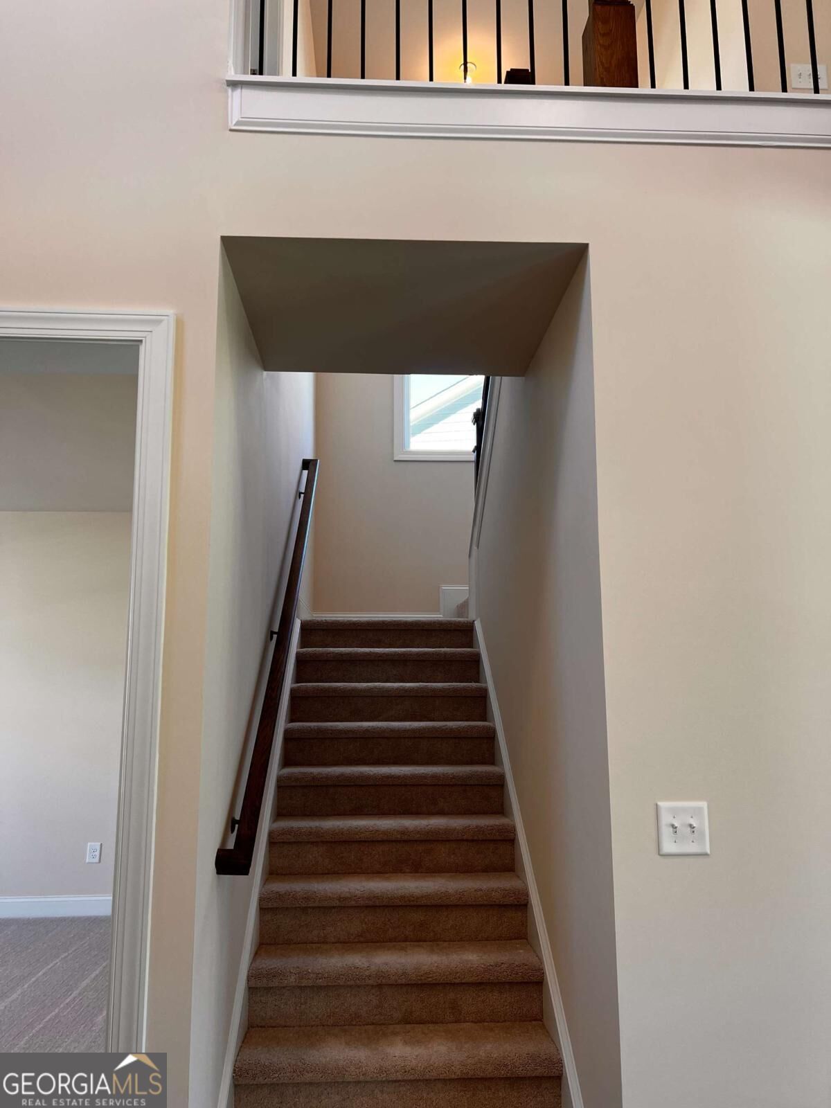 3755 Crestland Lane Property Photo 7