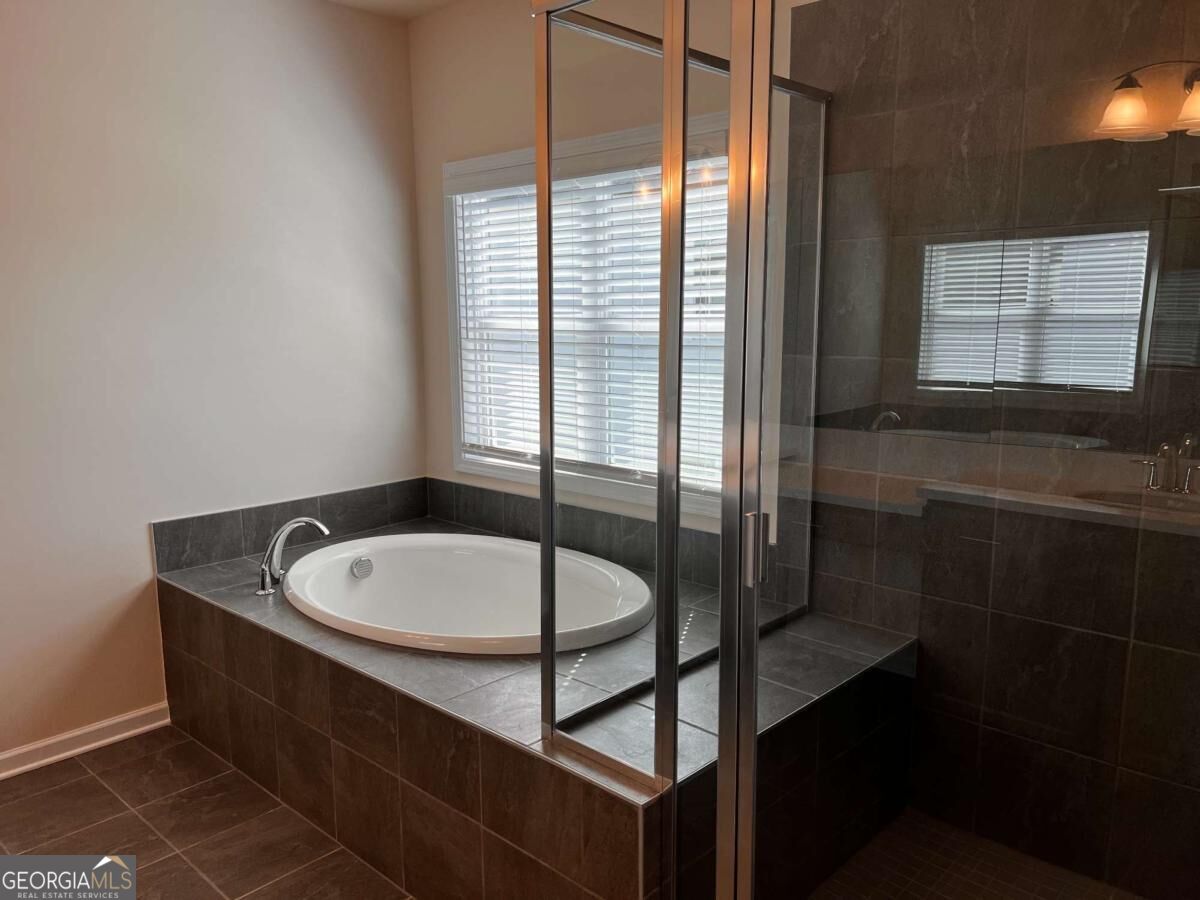 3755 Crestland Lane Property Photo 14