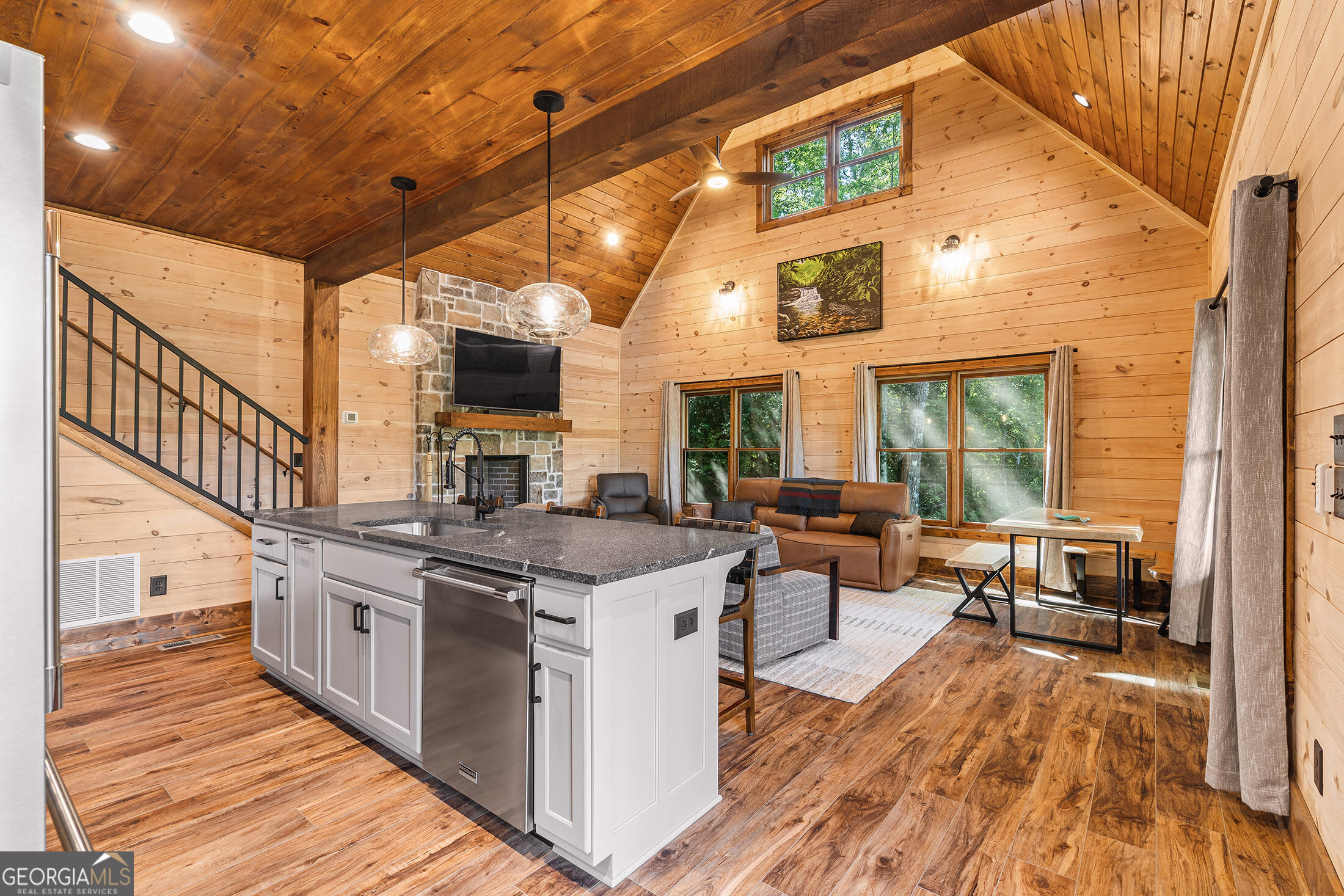 15662 Highway 197 N Property Photo 6