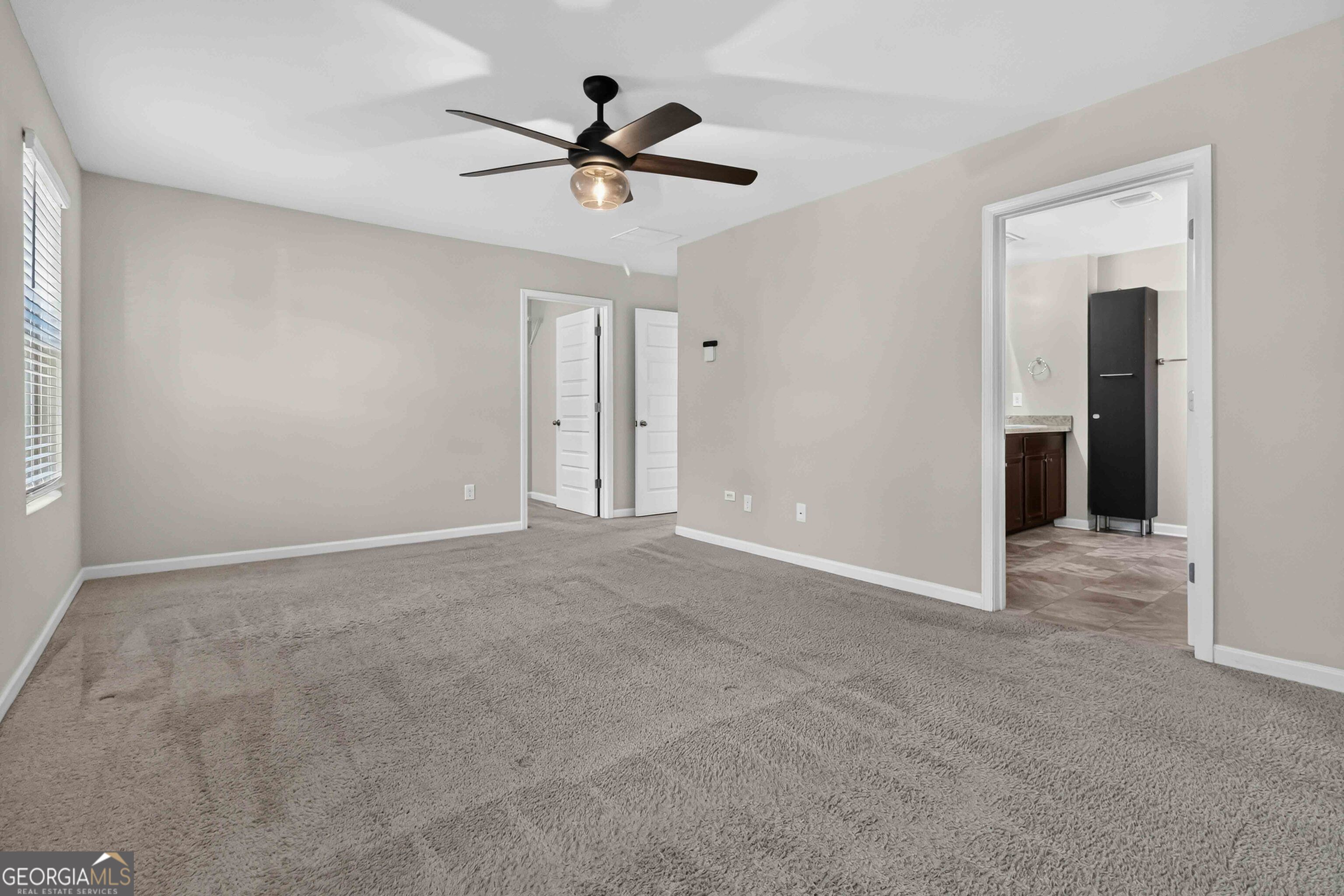 3744 Hampshire Walk Sw Property Photo 9