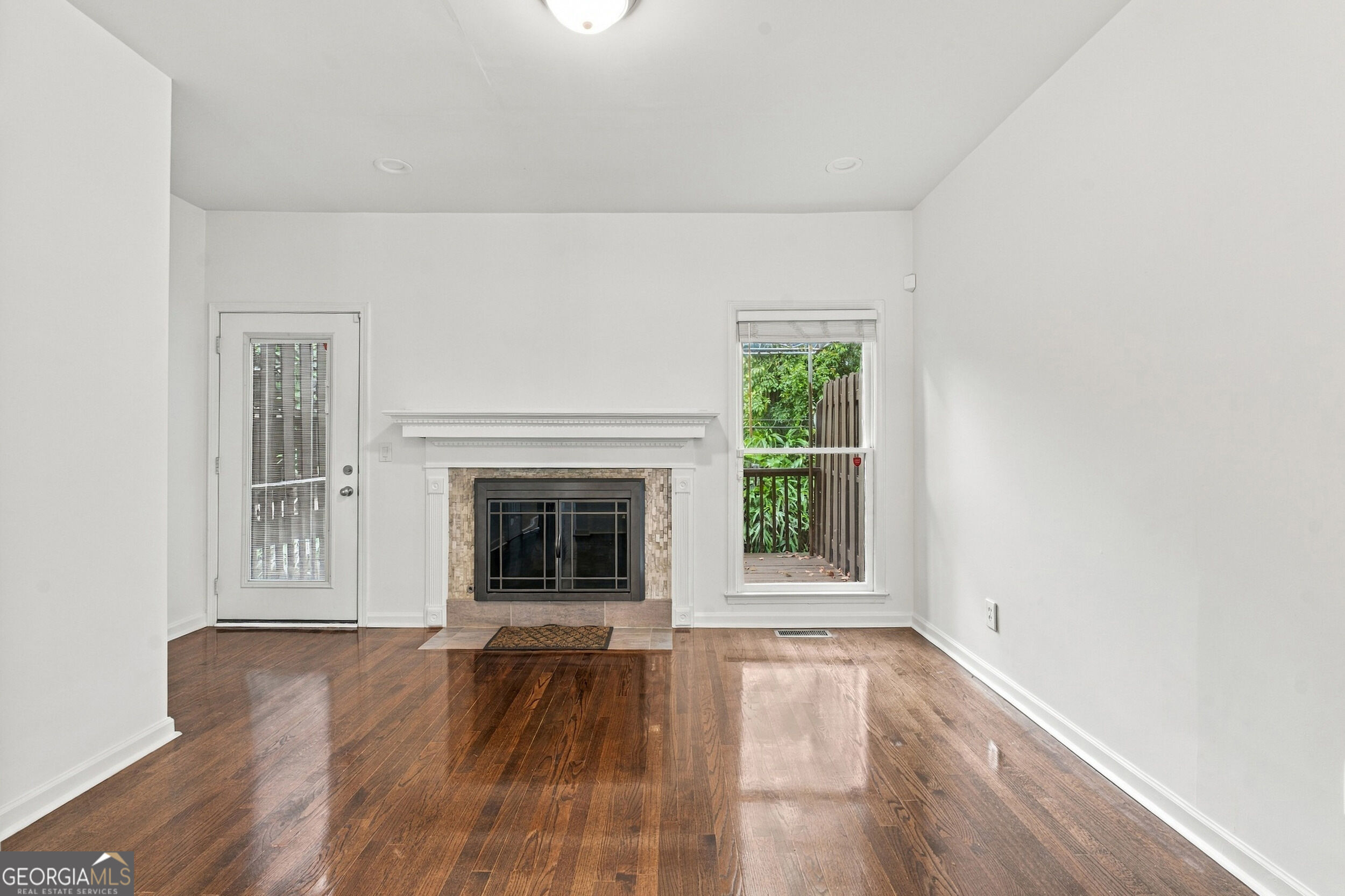 653 Park Village Drive Ne Property Photo 15