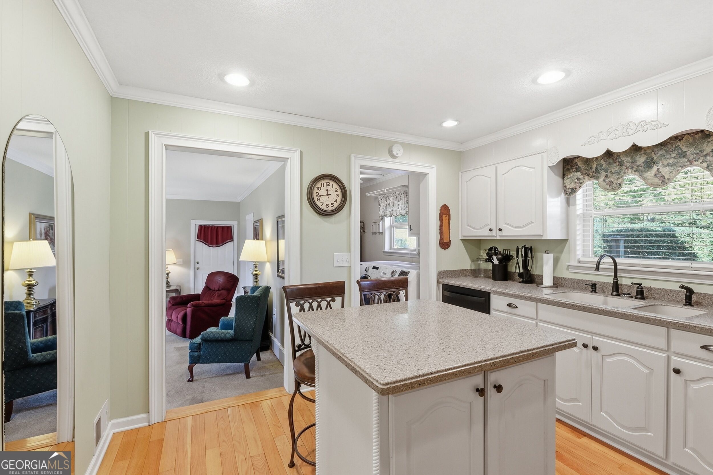 49 Jones Street Property Photo 8