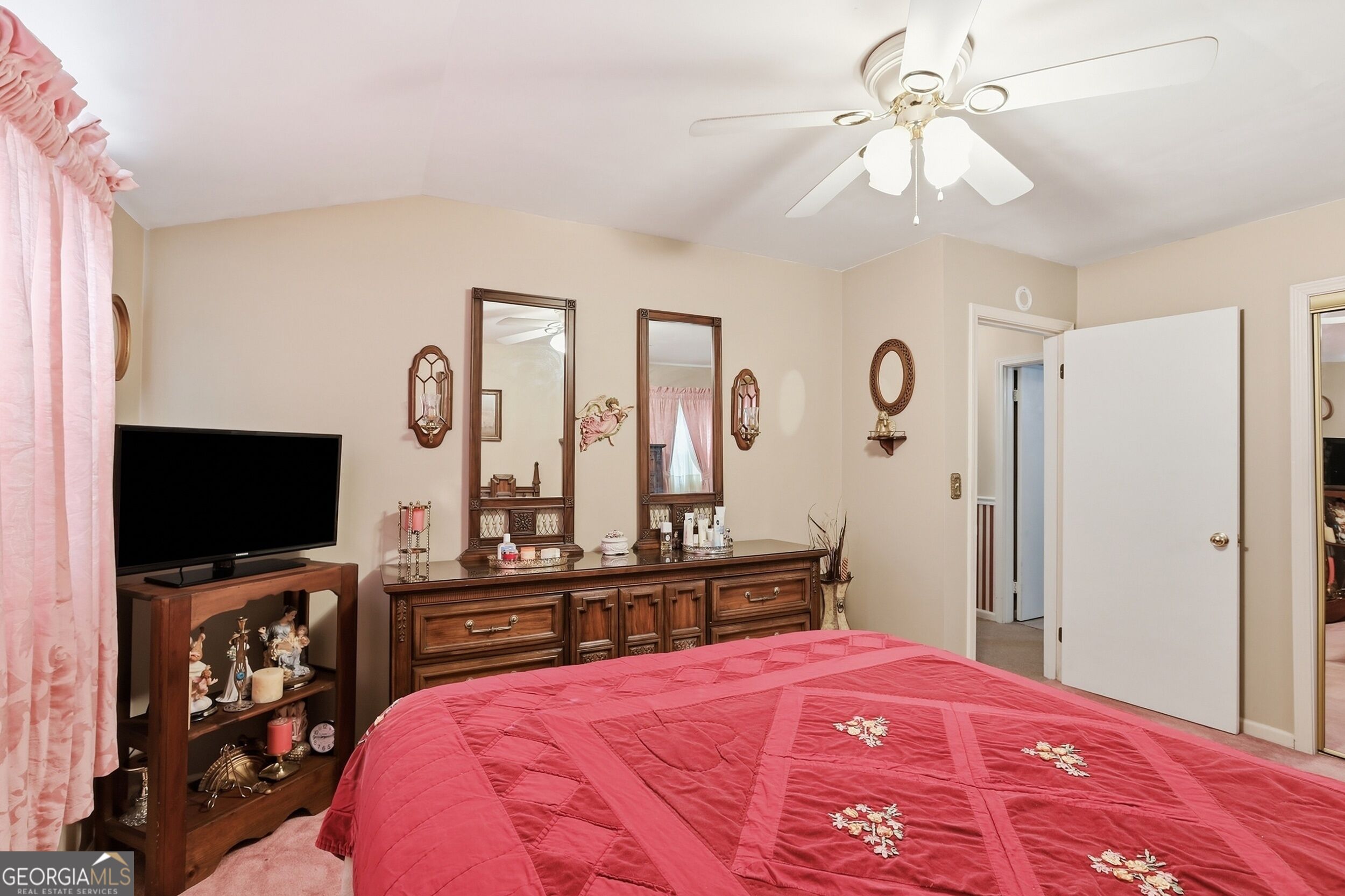 49 Jones Street Property Photo 23