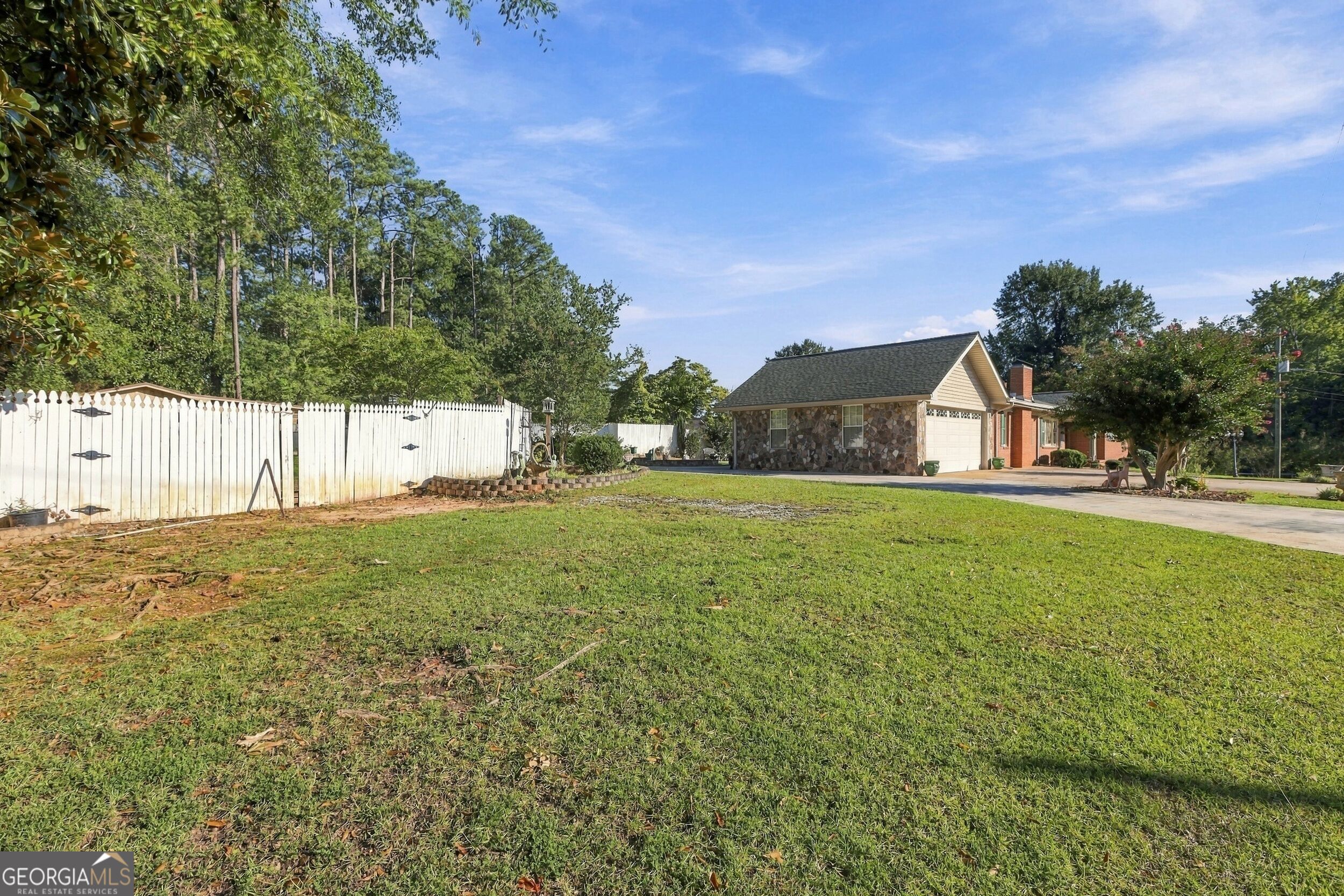49 Jones Street Property Photo 31