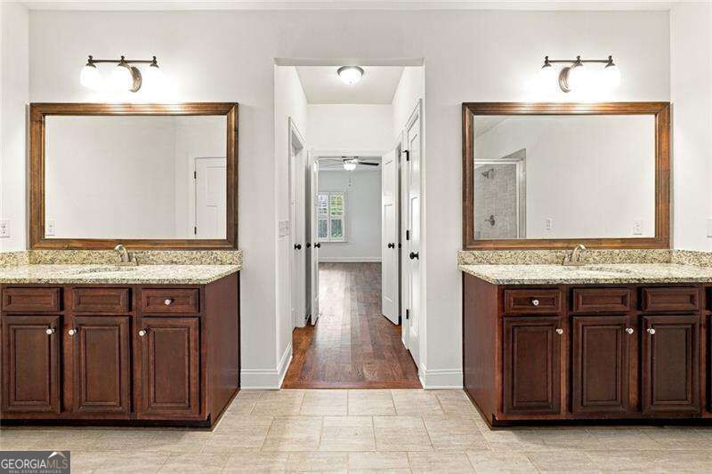 423 Spring Lake Hills Property Photo 18