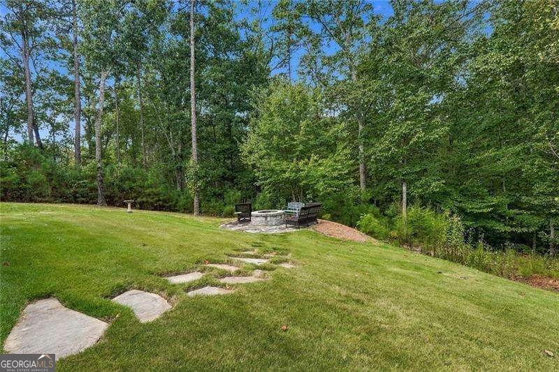 423 Spring Lake Hills Property Photo 36
