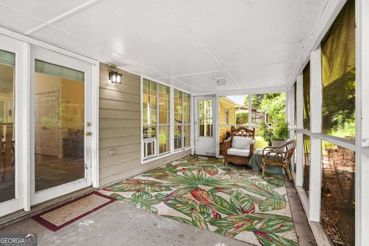 255 Paris Drive Property Photo 34
