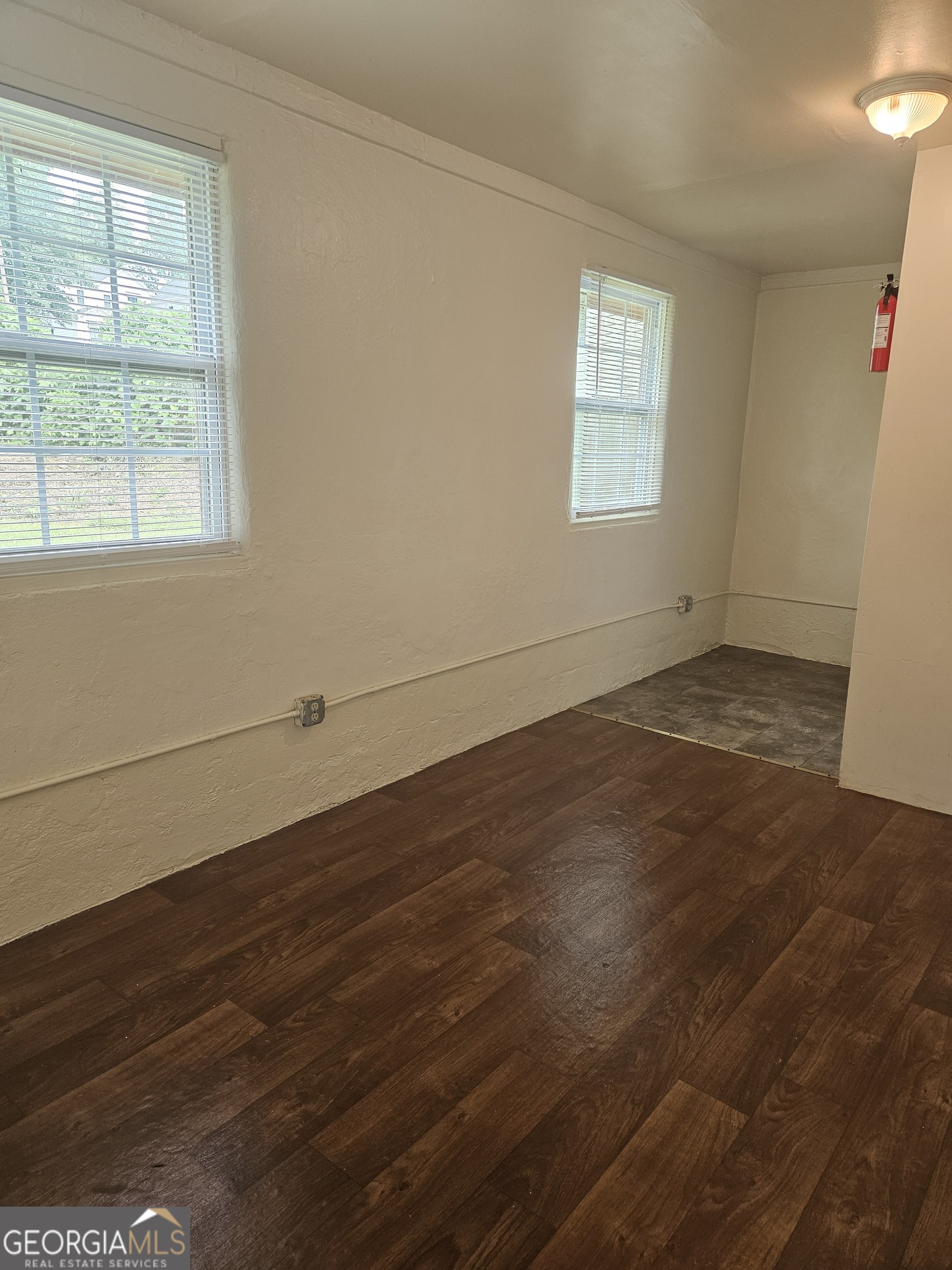 1148 Booker Avenue Sw Property Photo 3